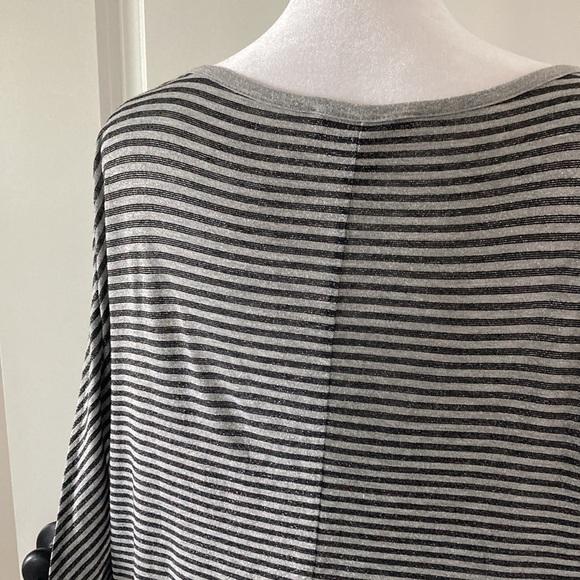 Coldwater Creek XL 16 short dolman sleeve top metallic gray black - Picture 7 of 10